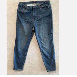 Silver Crush Women’s Stretch Comfort Denim Jeans Medium Wash 18W Plus Size